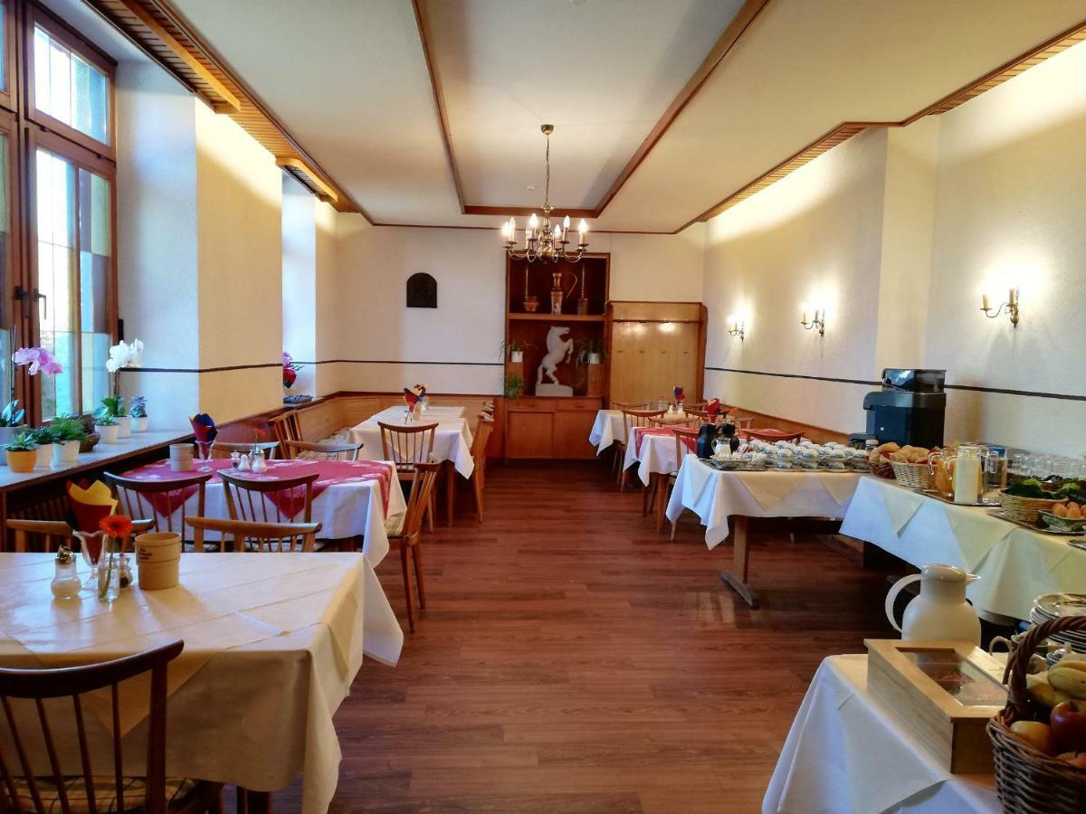 Gaestehaus Roessle Rötenbach Extérieur photo